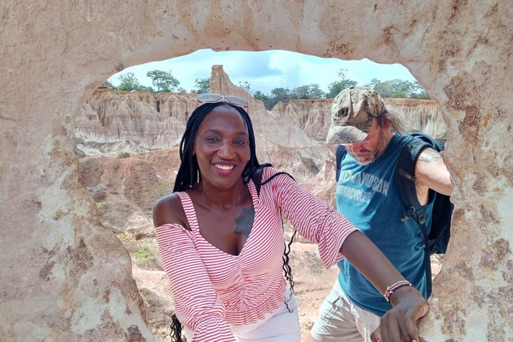 Sand. Canyons. Sunset. Magic. Mambrui & Hell’s Kitchen experience
