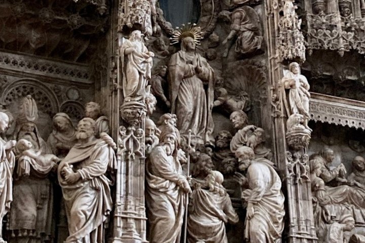 Guided tour of the Basilica of the Pillar of Zaragoza
