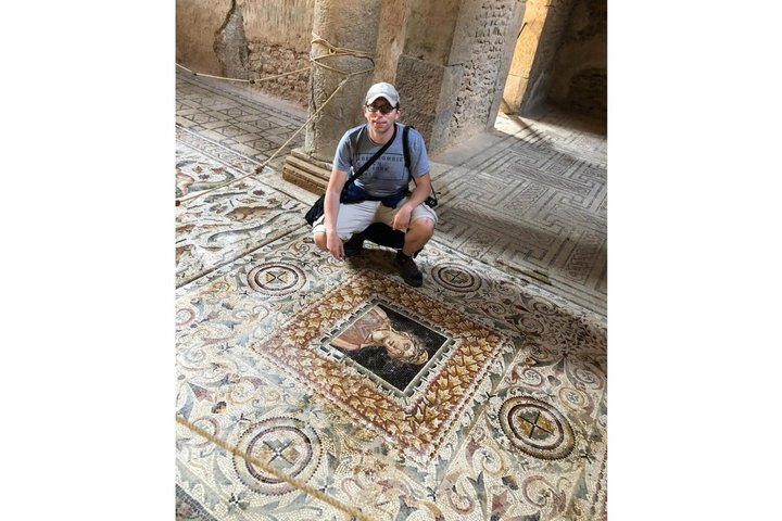 Fun VIP: Dougga UNESCO, Bulla Regia & Testour (Pickup All)