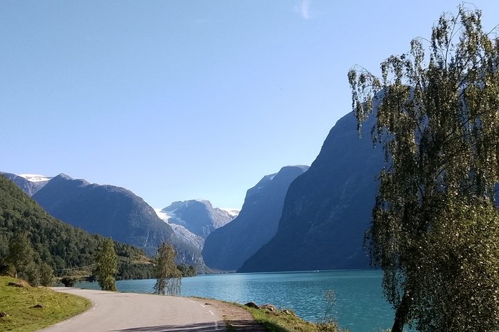Two Lakes and A Glacier Scenic Tour from Olden