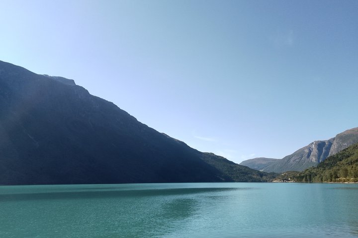 Two Lakes and A Glacier Scenic Tour from Olden
