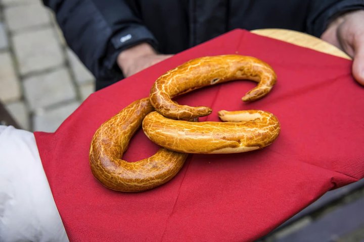 5-Course Traditional Bratislava Food Tour & Guided Old Town Walk
