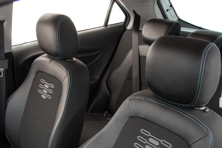 Private Arrival La Paz Airport LPB to La Paz City by Sedan or SUV
