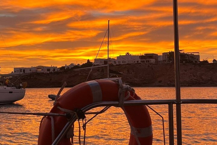 Full Day Riviera Sailing Experience from Sanremo