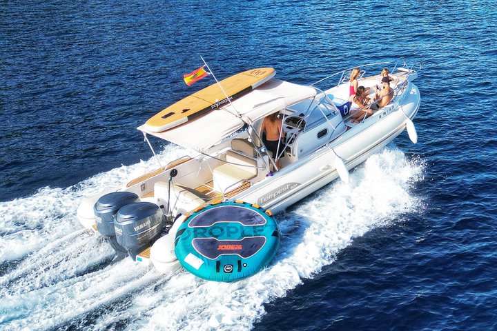 Palma de Mallorca Private Boat Trip with Water Toys and 25 Coves