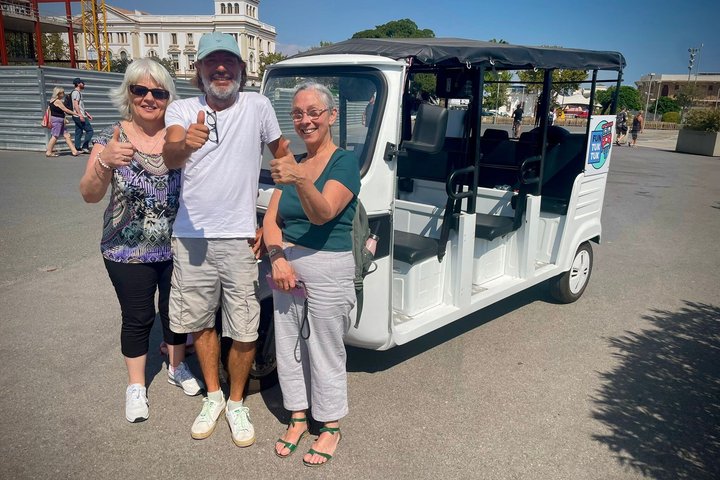 Private TukTuk Tour 2 Hours of Valencia