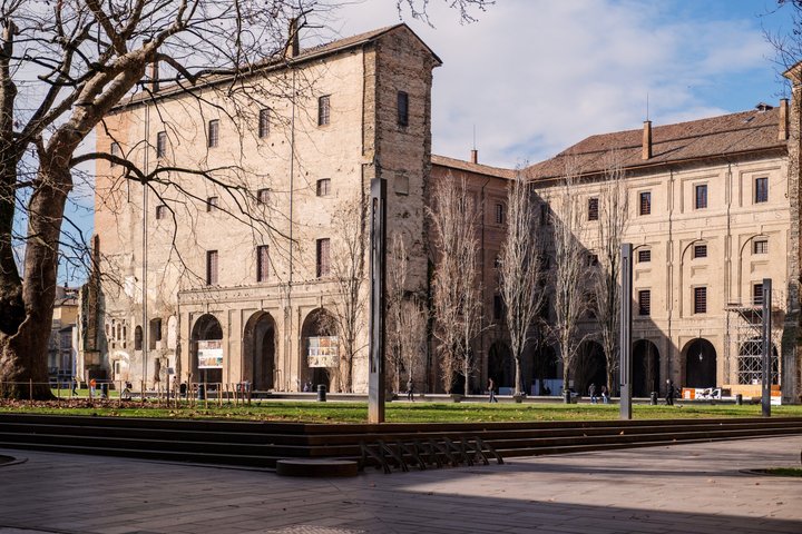 Parma Guided Food Tour with 8 Authentic Local Food Tastings