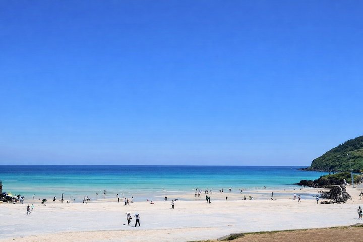Jeju East Essentials – Seongsan Ilchulbong (UNESCO) & Haenyeo
