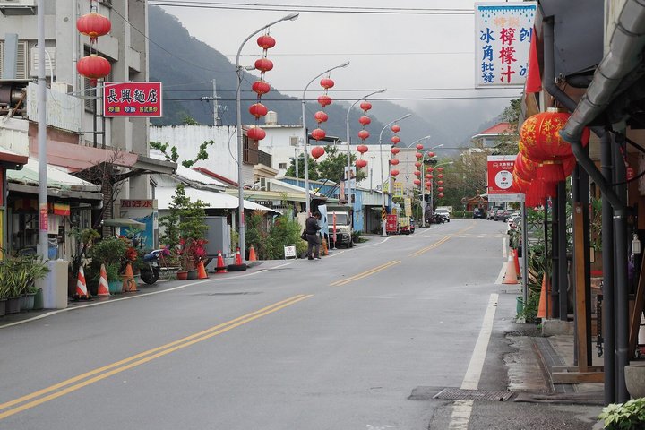 Hualien Day Tour: Taroko Gorge, Qingshui Cliffs & Qixingtan Beach