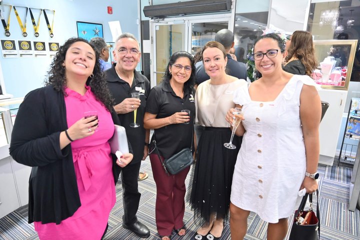 Bling and Beverages Cayman Jewelry Shopping Experience