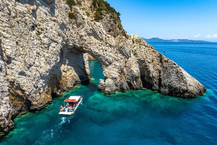 4 Hour Zakynthos Turtle Adventure Mizithres and Eros Cave