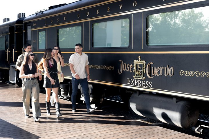 Tequila Day Trip from Guadalajara with Jose Cuervo Express Train