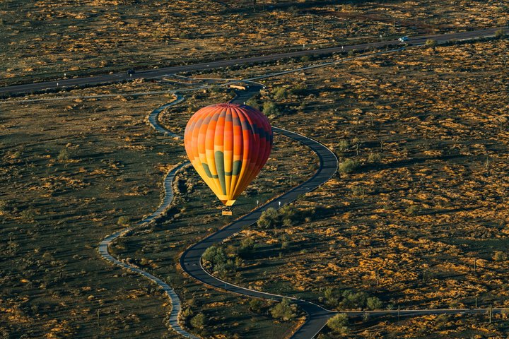 Phoenix Morning Hot Air Balloon Ride with Bubbly + Breakfast