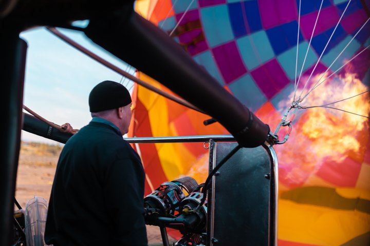 Phoenix Morning Hot Air Balloon Ride with Bubbly + Breakfast