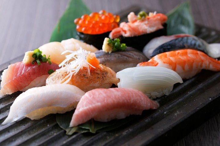 Osaka Food Tour: 17 Delicious Dishes at 4 Local Eateries