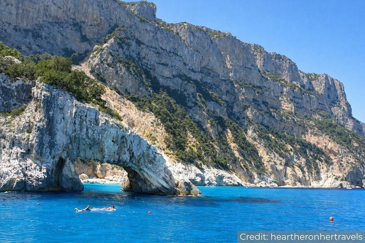 Corsica and Sardinia Island 8 Day Luxury Tour Package