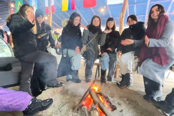 Cajon del Maipo/Embalse del Yeso, Tradition Folk Picnic included