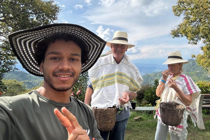 Agroecological coffee farm experience