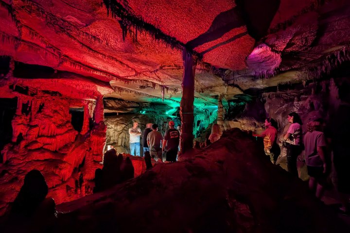 Raccoon Mountain Caverns: Crystal Palace Walking Tours
