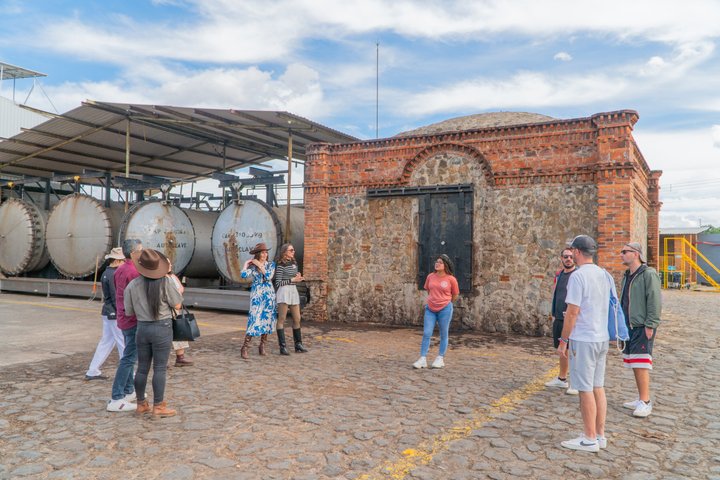 Classic Tequila Tour and CANTARITOS EL GÜERO
