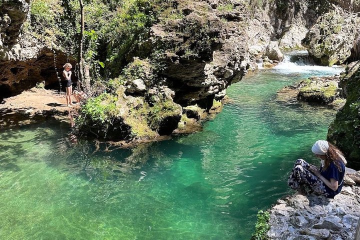 Discover Akchour Waterfalls and Mountains Farms