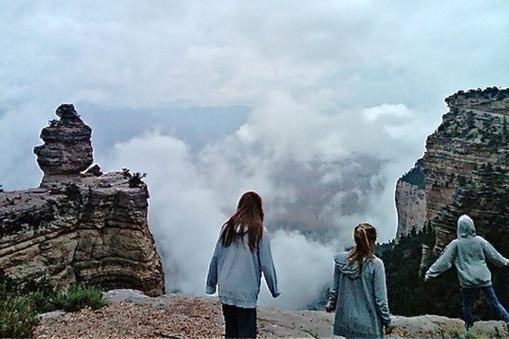 Grand Canyon with Sedona and Oak Creek Canyon Van Tour