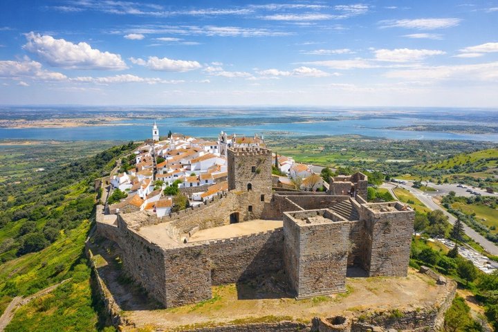 Visit to Monsaraz Castle (Evora - Monsaraz - Évora)