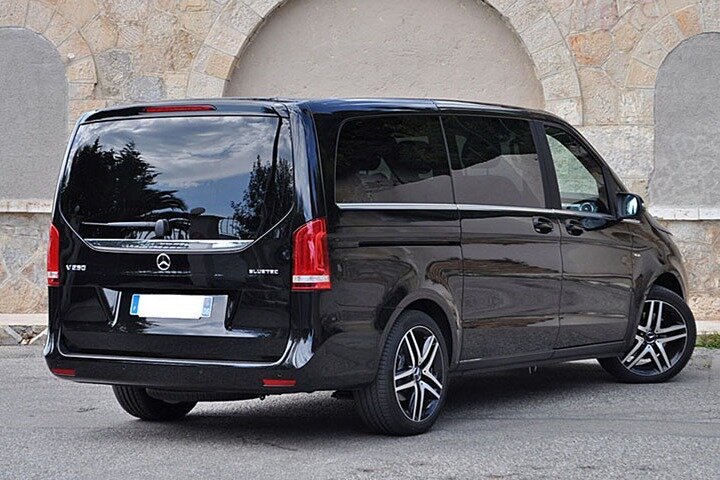Private Luxury Transfer from Tirano to Verona