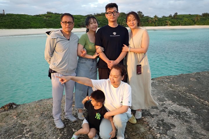 Miyako Island: Private Tour with a fluent English-Speaking Guide