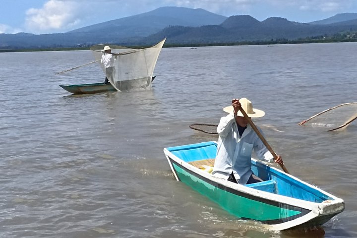Patzcuaro Express Tour and boat ride to Janitzio