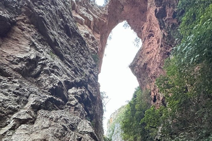 Discover Akchour Waterfalls and Mountains Farms