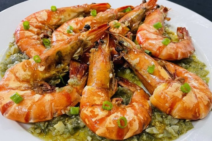 Malta Night Tour plus a Traditional Dinner