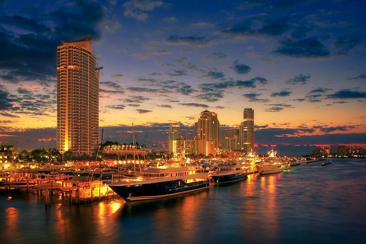 Miami Skyline Cruise Biscayne Bay Views & City Lights