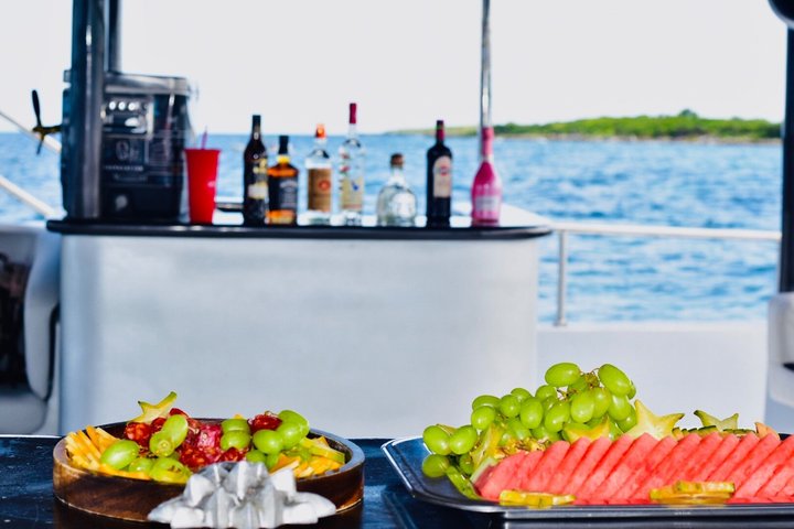 #1 Punta Cana Hip Hop Adults Only Party Boat with Open Bar & DJ