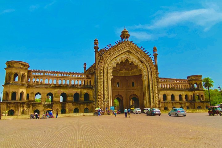 Private Full Day Guided Tour of Lucknow with Lunch