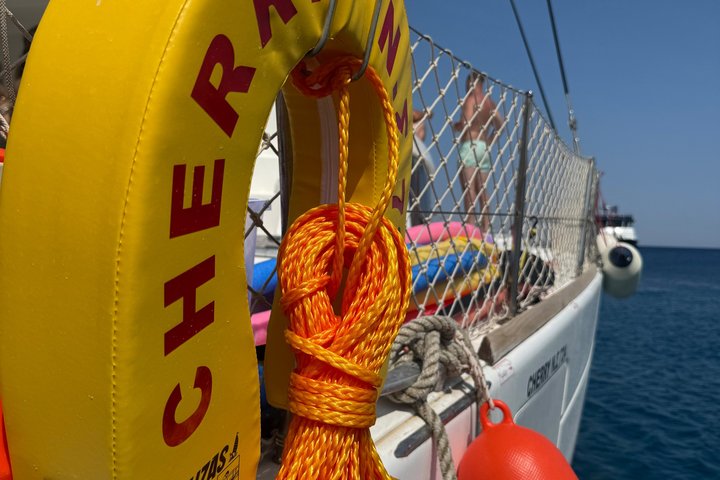 All Inclusive Catamaran Escape with Lunch and Drinks