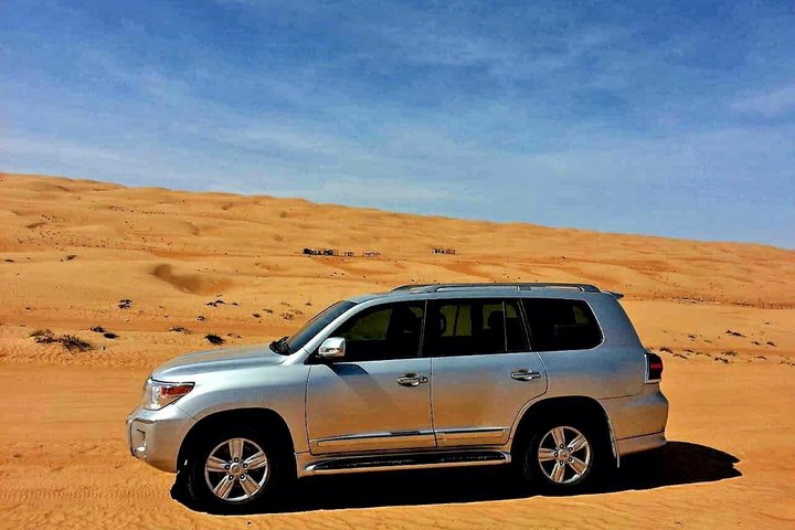 Private Transfer from Al Ain to Muscat Area