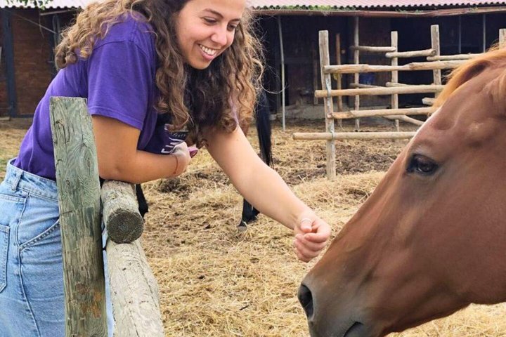 Tuscany Horseback Riding and Winery Tour with Lunch
