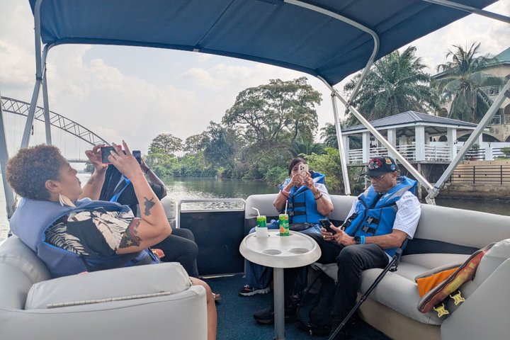 Shia Hills Safari & Akosombo Boat Cruise Day Tour