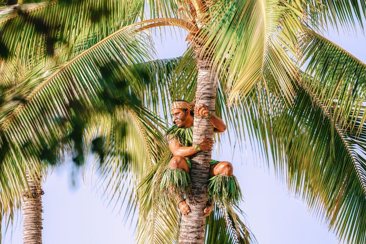 Oahu: Ka Moana Lūʻau at Aloha Tower – Oceanfront Luau Show