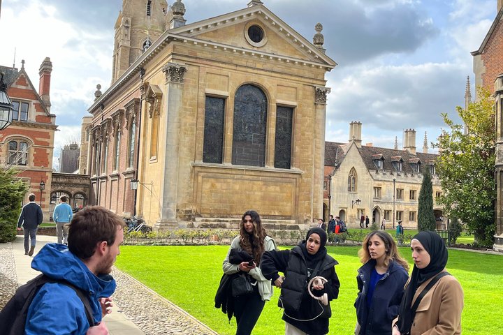 Cambridge University Tour by Alumni™ with optional King's Chapel
