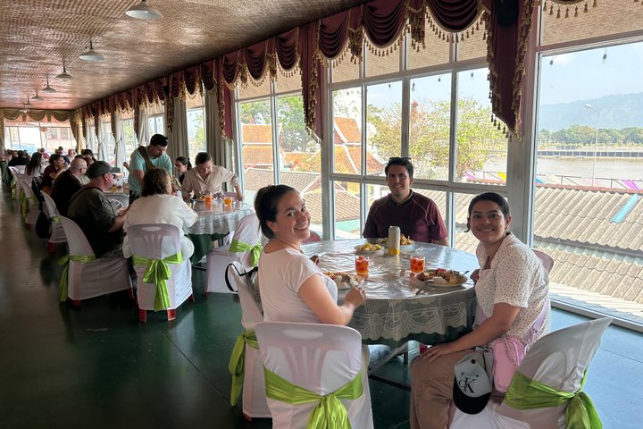 ChiangRai Guided 7 Major Sites+Buffet Lunch #All ticket included