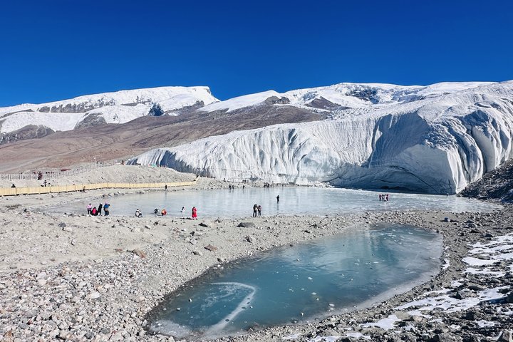 One Day Karakoram Highway Adventure Lakes and Glaciers