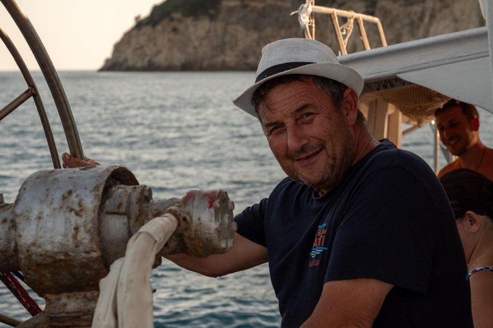 Fishing on the Island of Elba with lunch on board