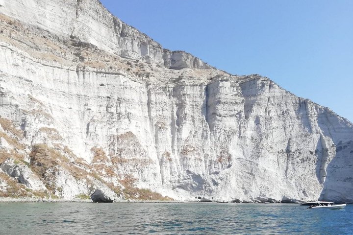 Pontine Islands on board Gozzo Caruso from Sperlonga