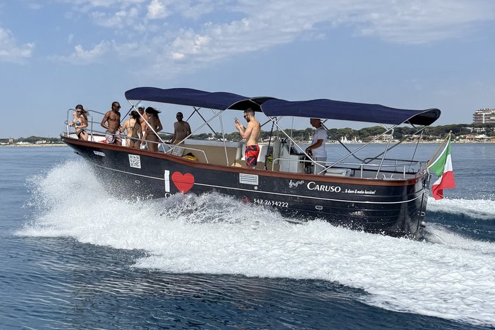 Pontine Islands on board Gozzo Caruso from Sperlonga