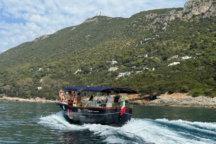 Pontine Islands on board Gozzo Caruso from Sperlonga
