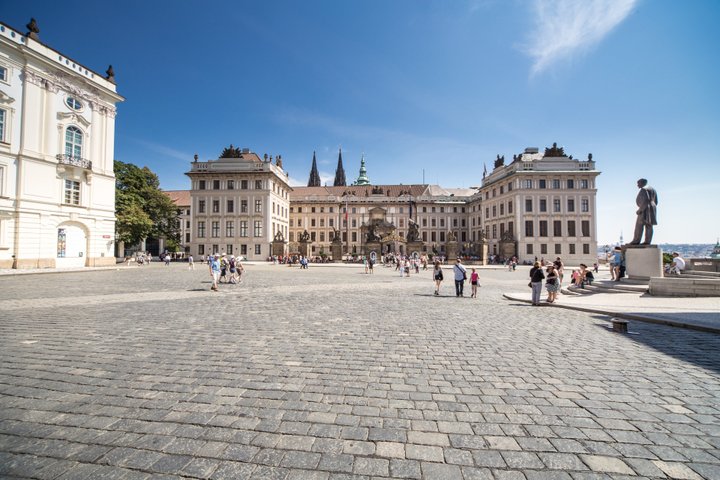 Discover Prague Private Tour - 3 hours