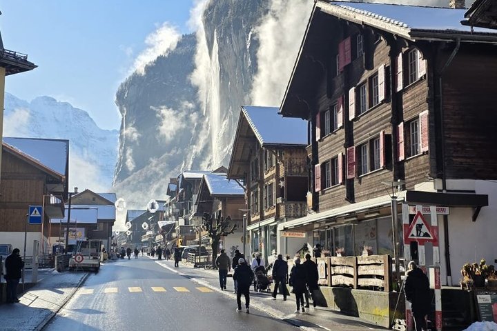 From Interlaken: Private Grindelwald and Lauterbrunnen Tour