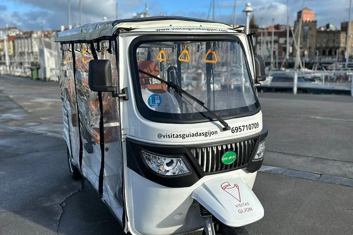 Scenic Tour in TukTuk, Gijón